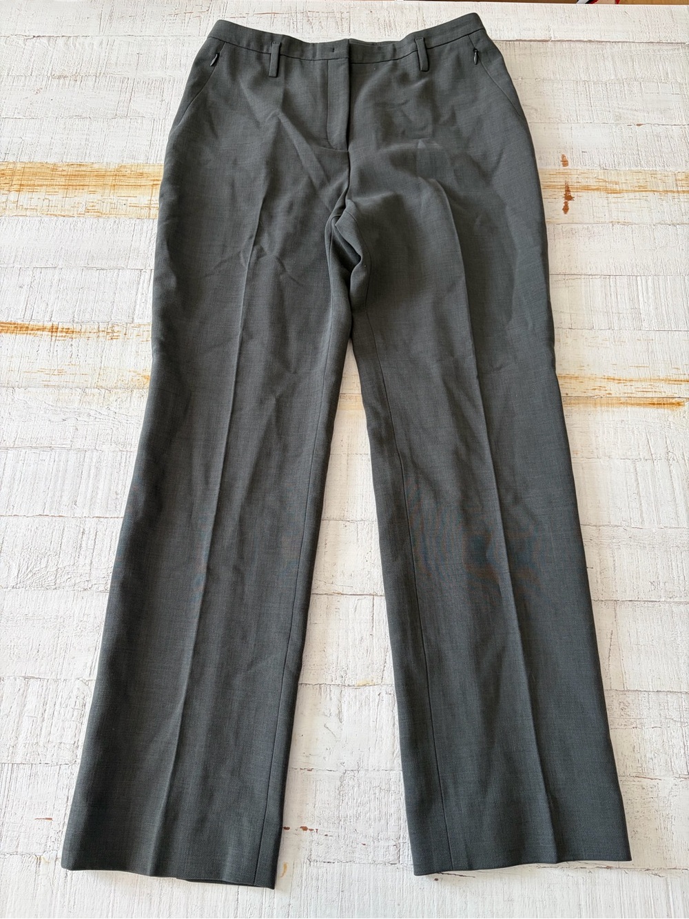Akris Women’s Trousers size 10 Olive Green Grey Wool Flat Front Quiet Luxury